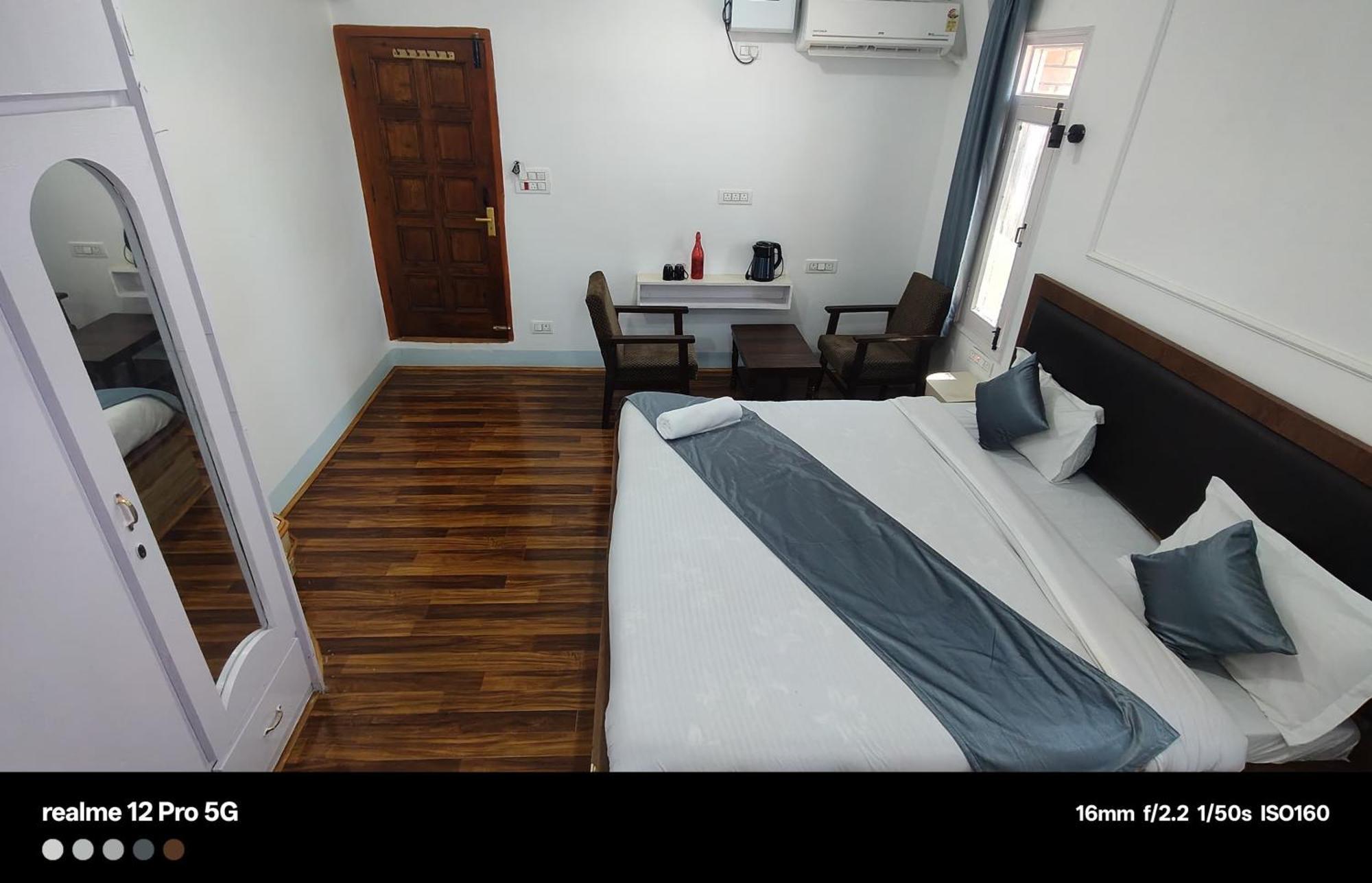 King Umar Palace Jamb Екстер'єр фото